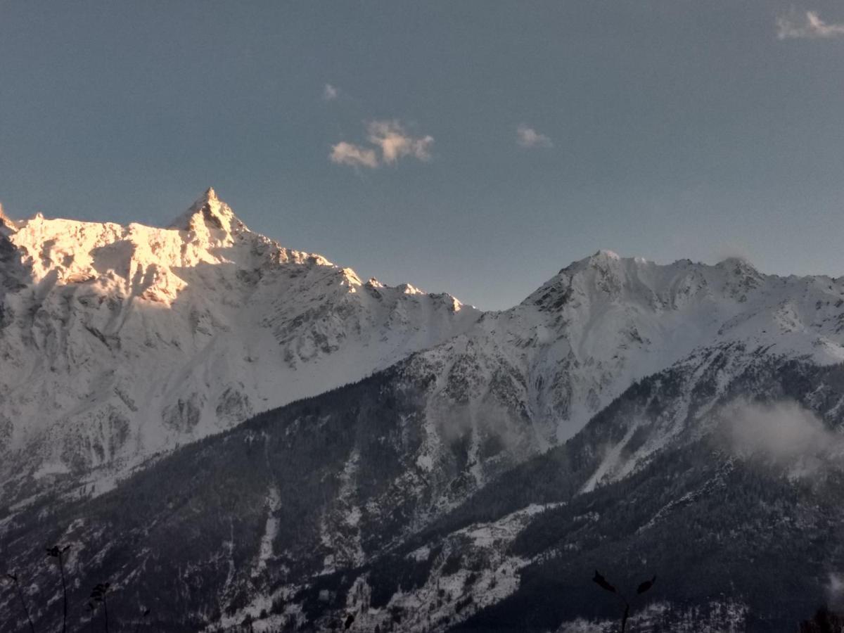 Hotel Rollingrang Kalpa Exterior foto